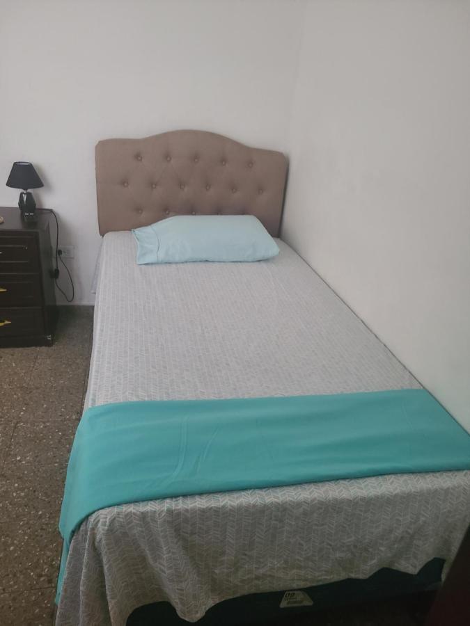 טגוסיגלפה Hospedaje Casa De Luna מראה חיצוני תמונה